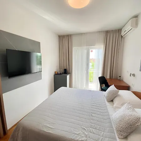 Accommodation Ventus Baska Voda Exterior photo